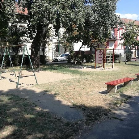 Dudi Apartman Segedin Dış mekan fotoğraf