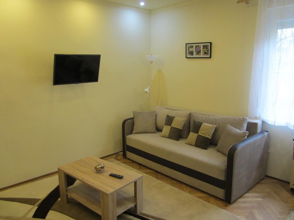 Dudi Apartman Segedin Dış mekan fotoğraf